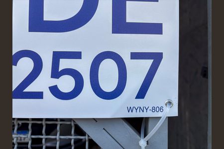 Casa à venda com 200m², 3 quartos e 2 vagasplaca instalada