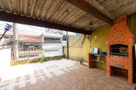 Casa à venda com 200m², 3 quartos e 2 vagasQuintal - Churrasqueira
