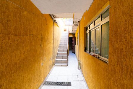 Casa à venda com 200m², 3 quartos e 2 vagasCorredor