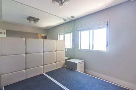 Apartamento à venda com 77m², 3 quartos e 1 vagaQuarto 2