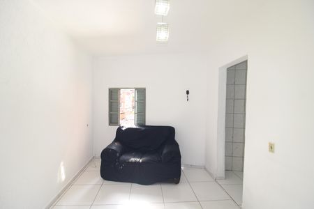 Sala de casa para alugar com 2 quartos, 90m² em Jardim Guarani, São Paulo