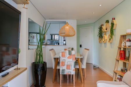 Sala de apartamento para alugar com 3 quartos, 68m² em Vila Suzana, São Paulo