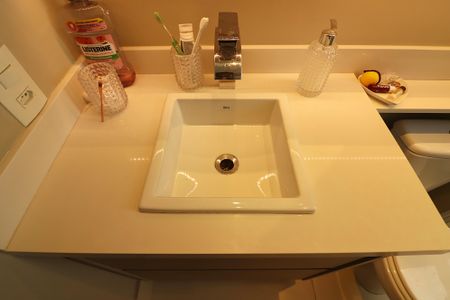 Apartamento à venda com 54m², 2 quartos e 1 vagaQuarto 1 - Suíte Banheiro 