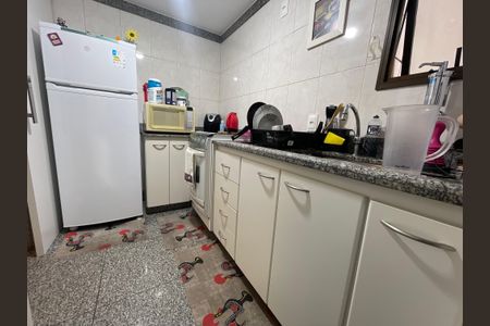 Apartamento à venda com 80m², 3 quartos e 2 vagas Apartamento à venda com 80m², 3 quartos e 2 vagasCozinha