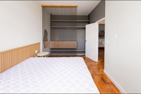 Quarto 1 de apartamento à venda com 2 quartos, 75m² em Centro, Belo Horizonte