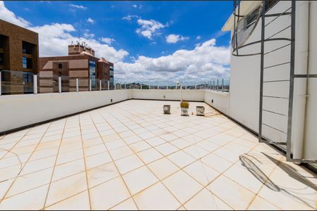 Apartamento à venda com 75m², 2 quartos e sem vagaÁrea comum