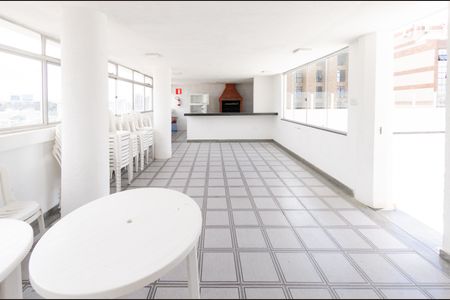 Apartamento à venda com 75m², 2 quartos e sem vagaÁrea comum