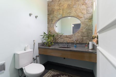 Casa à venda com 308m², 3 quartos e 6 vagasLavabo