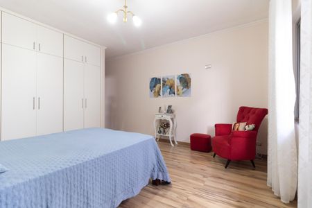 Casa à venda com 308m², 3 quartos e 6 vagasSuíte 2