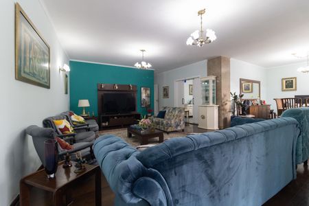 Casa à venda com 308m², 3 quartos e 6 vagasSala