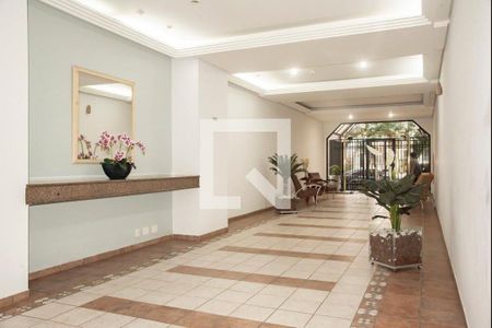 Apartamento à venda com 77m², 3 quartos e 2 vagas Apartamento à venda com 77m², 3 quartos e 2 vagasHall