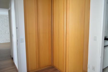 Apartamento à venda com 77m², 3 quartos e 2 vagasSuíte