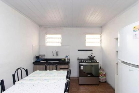 Casa à venda com 140m², 4 quartos e 2 vagasCozinha