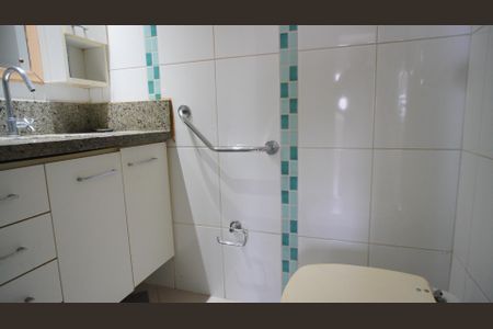 Apartamento à venda com 87m², 2 quartos e sem vagaBanheiro 2