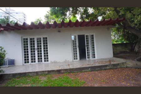 Apartamento à venda com 87m², 2 quartos e sem vagaÁrea comum - Salão de festas