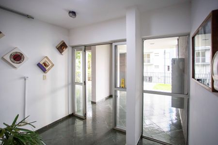 Apartamento para alugar com 50m², 2 quartos e 1 vagaHall social