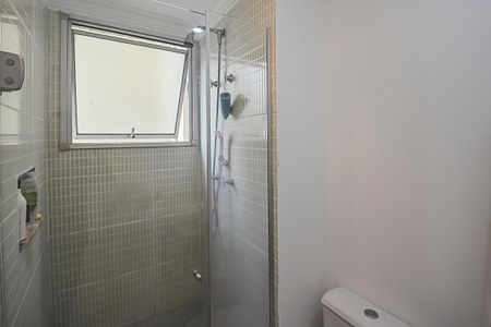 Apartamento para alugar com 60m², 2 quartos e 1 vaga Apartamento para alugar com 60m², 2 quartos e 1 vagaBanheiro da Suíte