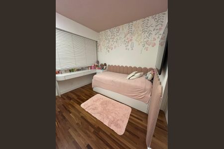 Apartamento à venda com 168m², 3 quartos e 3 vagas