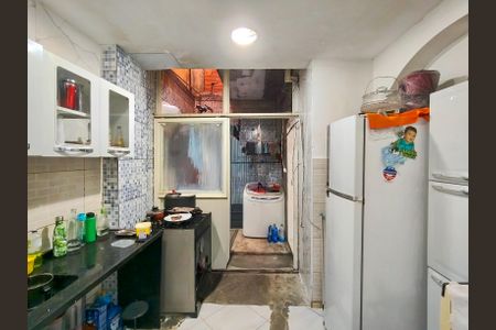 Casa à venda com 200m², 4 quartos e 1 vagaCozinha e Área de Serviço