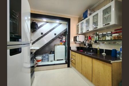 Casa à venda com 200m², 4 quartos e 1 vagaCozinha e Área de Serviço