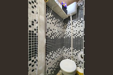 Casa à venda com 200m², 4 quartos e 1 vagaBanheiro Corredor