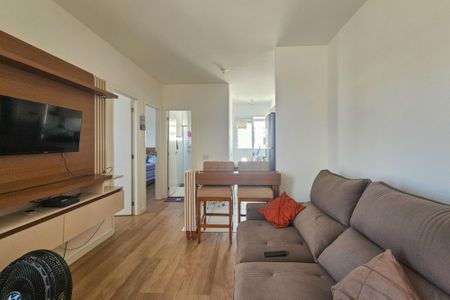 Sala de apartamento para alugar com 2 quartos, 47m² em Parque Enseada, Guarujá