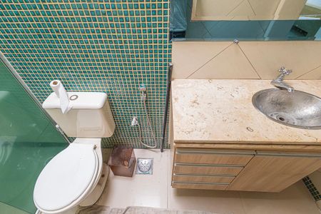 Casa para alugar com 355m², 5 quartos e 6 vagassuite