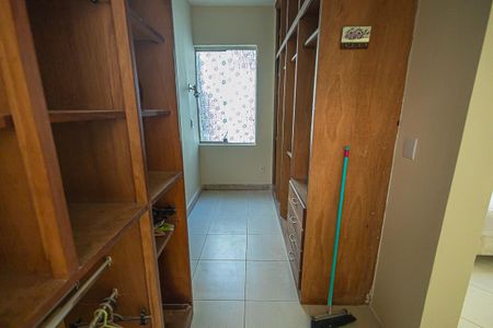 Casa para alugar com 355m², 5 quartos e 6 vagascloset