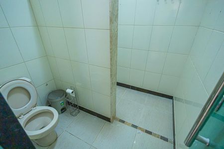 Casa para alugar com 355m², 5 quartos e 6 vagasbanheiro