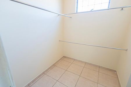 Casa para alugar com 355m², 5 quartos e 6 vagascloset