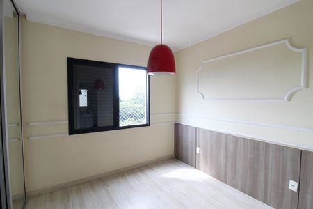 Apartamento à venda com 140m², 3 quartos e 3 vagasQuarto 2
