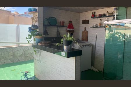 Apartamento à venda com 101m², 2 quartos e 1 vagaÁrea de serviço