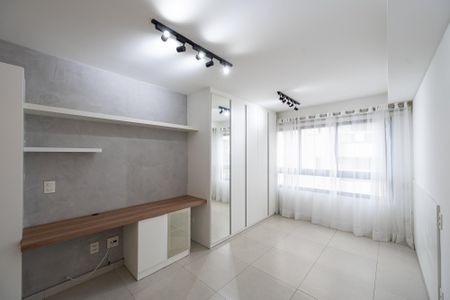 Studio à venda com 28m², 1 quarto e sem vaga Studio à venda com 28m², 1 quarto e sem vagaSala/Quarto
