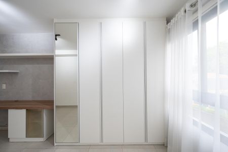 Studio à venda com 28m², 1 quarto e sem vaga Studio à venda com 28m², 1 quarto e sem vagaSala/Quarto