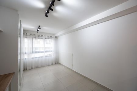 Sala/Quarto de kitnet/studio à venda com 1 quarto, 28m² em Planalto Paulista, São Paulo
