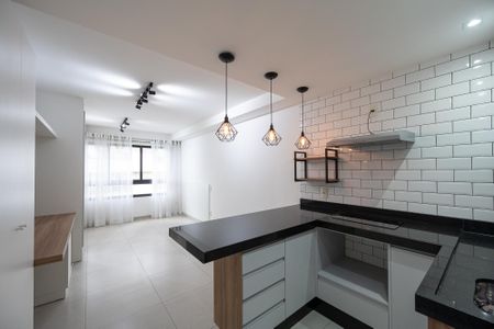 Cozinha de kitnet/studio à venda com 1 quarto, 28m² em Planalto Paulista, São Paulo