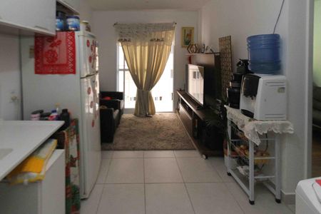 Apartamento para alugar com 42m², 2 quartos e sem vaga Apartamento para alugar com 42m², 2 quartos e sem vagaCozinha e Área de Serviço