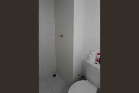 Apartamento para alugar com 42m², 2 quartos e sem vaga Apartamento para alugar com 42m², 2 quartos e sem vagaBanheiro