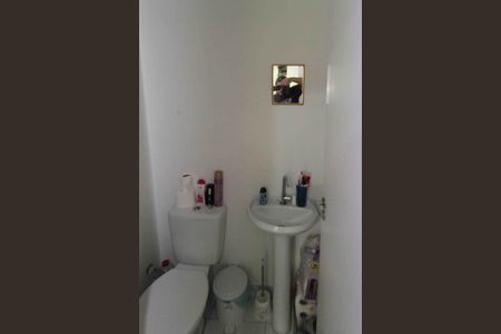 Apartamento para alugar com 42m², 2 quartos e sem vaga Apartamento para alugar com 42m², 2 quartos e sem vagaBanheiro