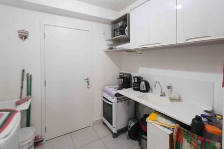 Apartamento para alugar com 42m², 2 quartos e sem vaga Apartamento para alugar com 42m², 2 quartos e sem vagaCozinha e Área de Serviço