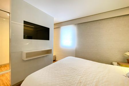 Apartamento à venda com 170m², 4 quartos e 3 vagas Apartamento à venda com 170m², 4 quartos e 3 vagasSuite 1