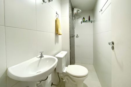 Apartamento à venda com 170m², 4 quartos e 3 vagas Apartamento à venda com 170m², 4 quartos e 3 vagasBanheiro de serviço