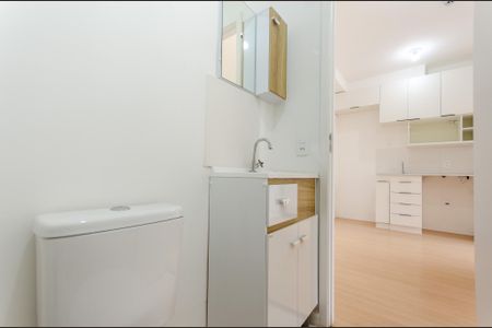 Apartamento para alugar com 28m², 2 quartos e sem vaga Apartamento para alugar com 28m², 2 quartos e sem vagaBanheiro