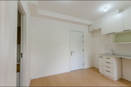 Apartamento para alugar com 28m², 2 quartos e sem vaga Apartamento para alugar com 28m², 2 quartos e sem vagaSala