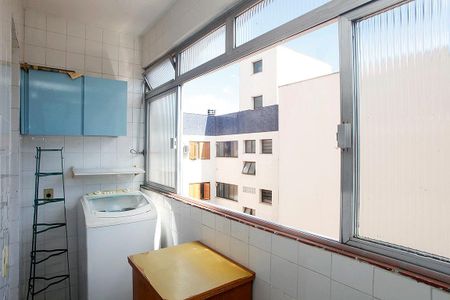 Apartamento à venda com 66m², 2 quartos e 1 vagaCozinha + Área de Serviço