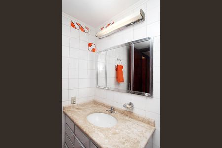 Apartamento à venda com 66m², 2 quartos e 1 vagaBanheiro 1