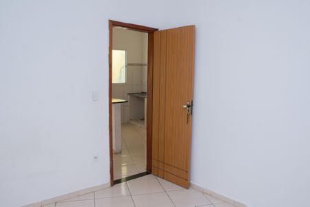 Casa para alugar com 70m², 2 quartos e sem vaga Casa para alugar com 70m², 2 quartos e sem vagaQuarto 1
