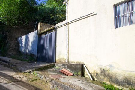 Casa para alugar com 70m², 2 quartos e sem vaga Casa para alugar com 70m², 2 quartos e sem vagaFachada