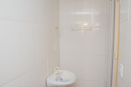 Casa para alugar com 70m², 2 quartos e sem vaga Casa para alugar com 70m², 2 quartos e sem vagaBanheiro