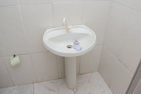 Casa para alugar com 70m², 2 quartos e sem vaga Casa para alugar com 70m², 2 quartos e sem vagaBanheiro